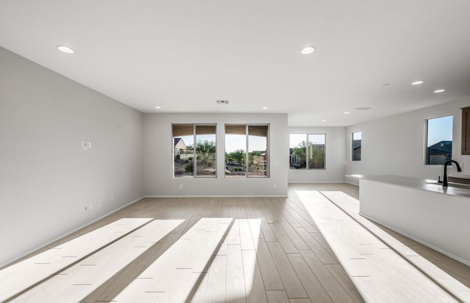 Spacious, unfurnished interior of a new home in Sun City Festival, Buckeye (Image 24).
