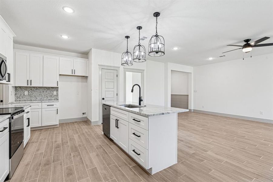 Furnished interior view inside a new home in , Granbury (Image 9). Furnished interior view inside a new home in , Granbury (Image 9).