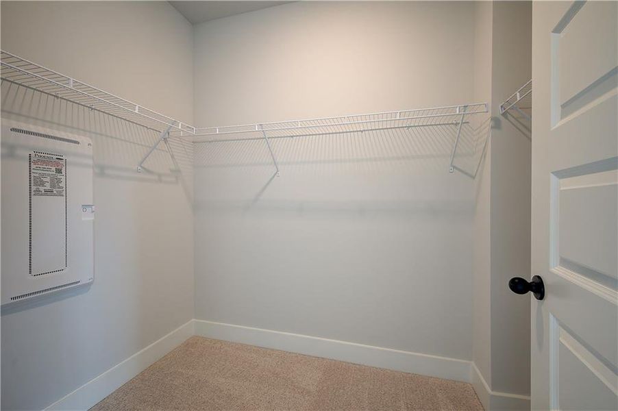 Spacious, unfurnished interior of a new home in Barrett Pointe, Kennesaw (Image 14).