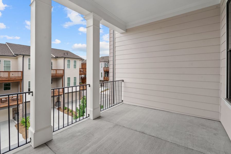 Shared Porch (Family RM/Owner's Suite) Shared Porch (Family RM/Owner's Suite)