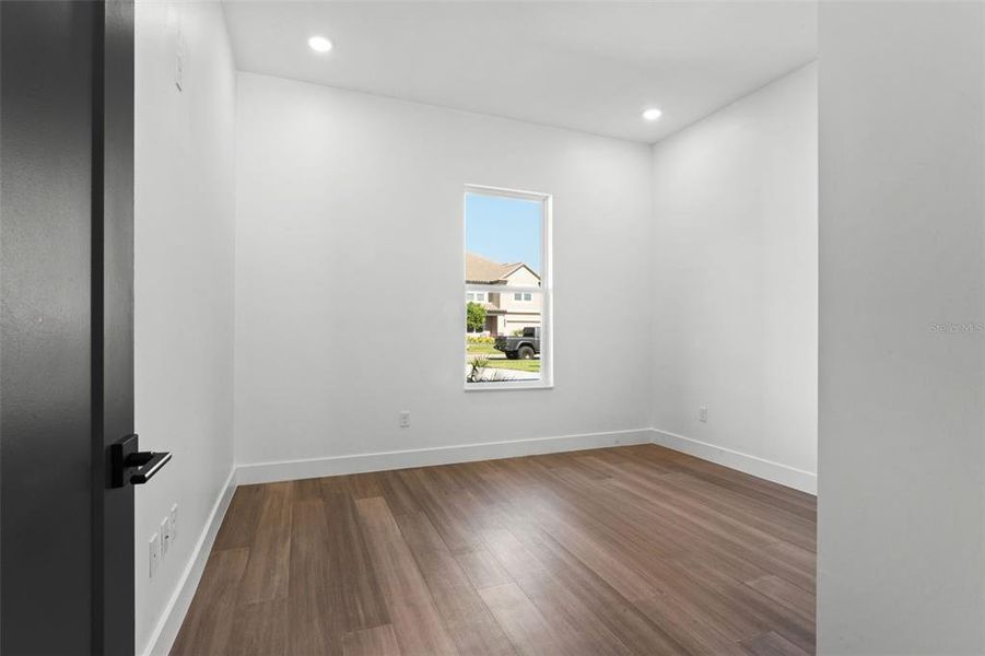 Spacious, unfurnished interior of a new home in , Wesley Chapel (Image 34). Spacious, unfurnished interior of a new home in , Wesley Chapel (Image 34).