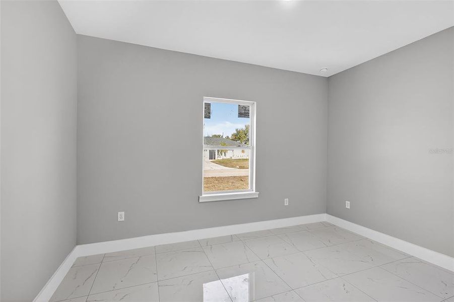Spacious, unfurnished interior of a new home in , Port Charlotte (Image 33).