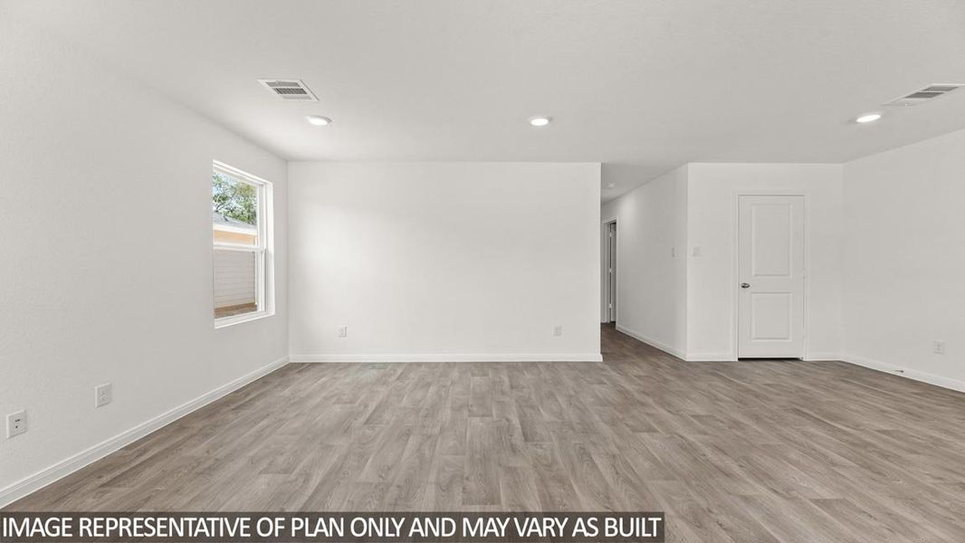 Spacious, unfurnished interior of a new home in Sonora, San Antonio (Image 6).