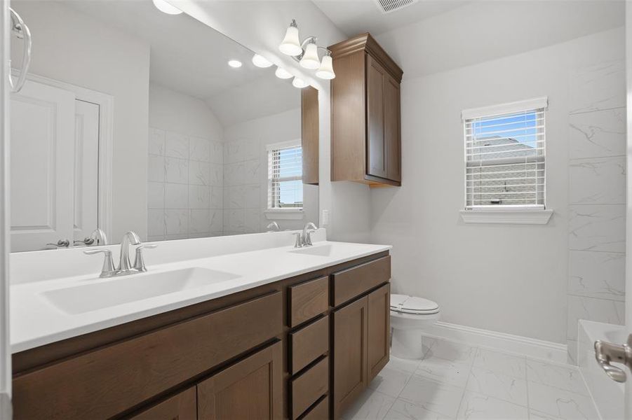 Furnished interior view inside a new home in , Wylie (Image 18).