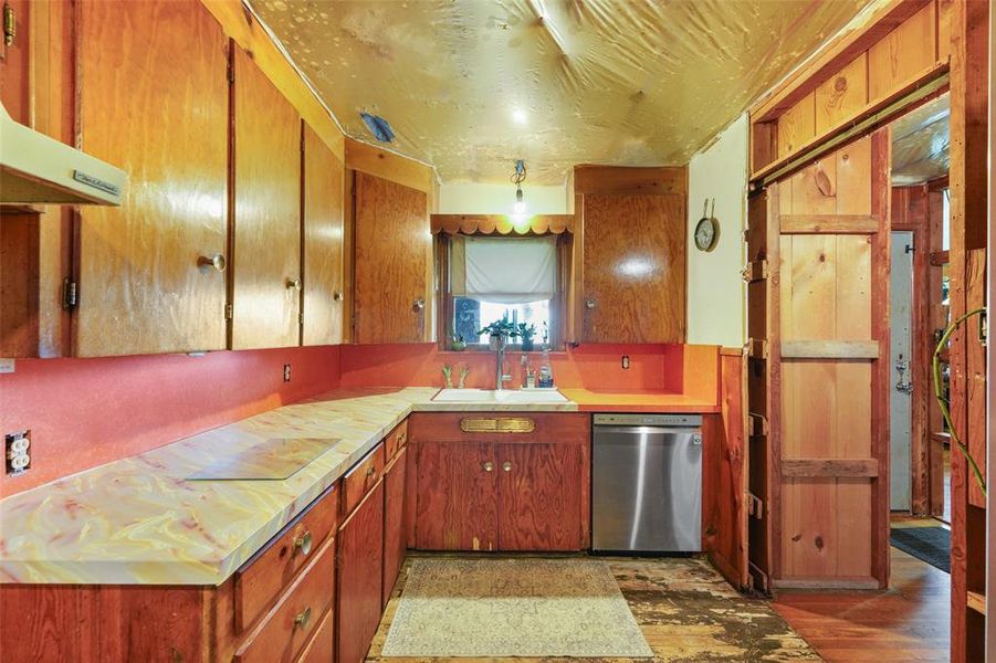 Image 33 of a home in .