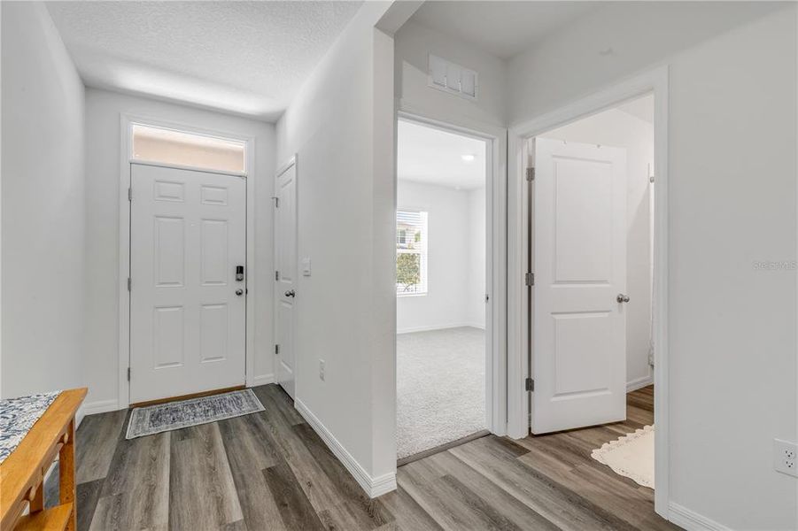 Spacious, unfurnished interior of a new home in , New Smyrna Beach (Image 25).