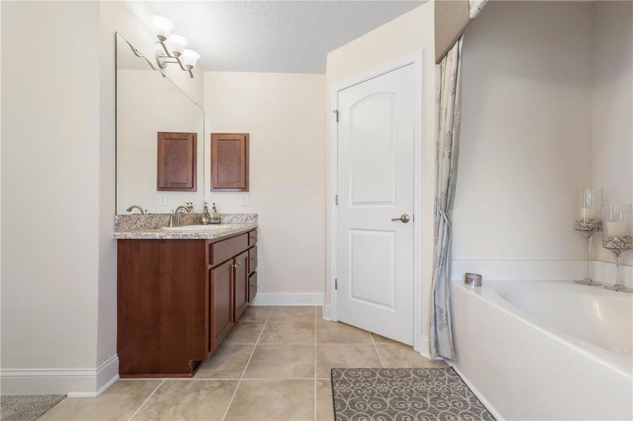 Furnished interior view inside a new home in Palm Coast, Palm Coast (Image 23).