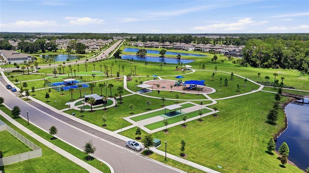 Community amenities in Hawkstone, Lithia (Image 28).