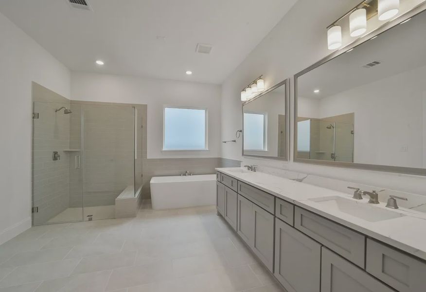 Plan 6005 primary bath - 11 of 21