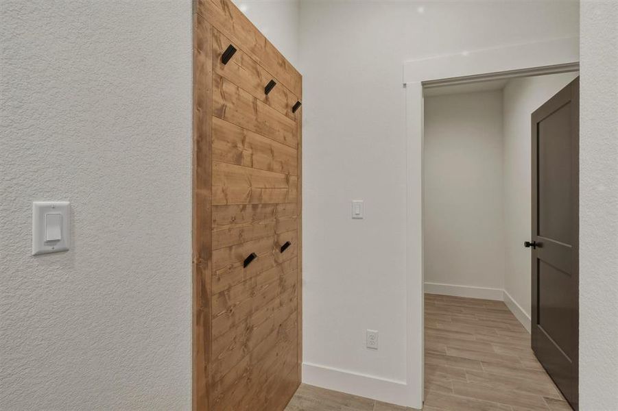 Spacious, unfurnished interior of a new home in , Tolar (Image 30). Spacious, unfurnished interior of a new home in , Tolar (Image 30).