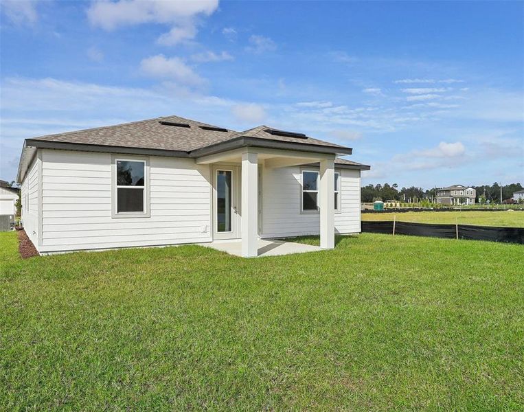 Covered Lanai/Backyard