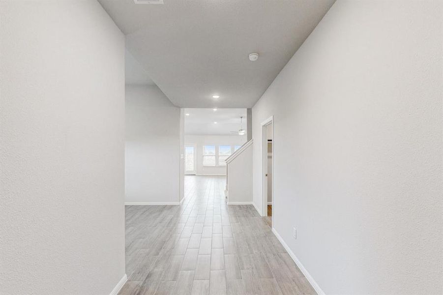 Spacious, unfurnished interior of a new home in Mobberly Farms, Pilot Point (Image 27). Spacious, unfurnished interior of a new home in Mobberly Farms, Pilot Point (Image 27).
