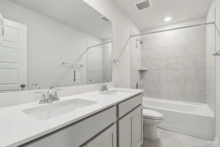 Furnished interior view inside a new home in Arcadia Ridge - Premier Series, San Antonio (Image 4).