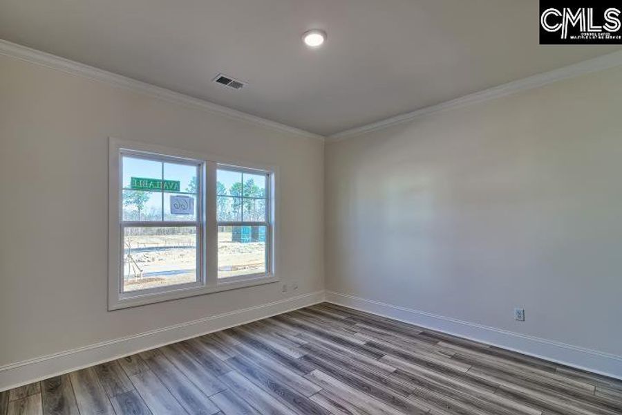 Spacious, unfurnished interior of a new home in Cottages at Roofs Pond, West Columbia (Image 17).