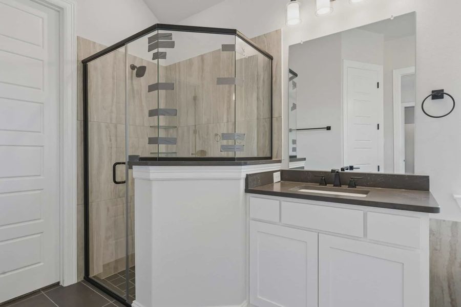 Furnished interior view inside a new home in Lakeview Heights, Azle (Image 9). Furnished interior view inside a new home in Lakeview Heights, Azle (Image 9).