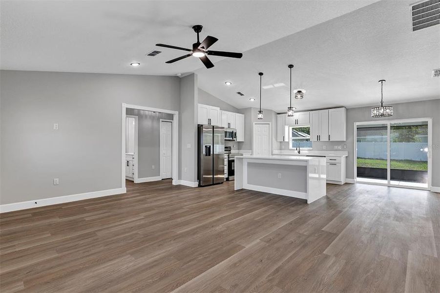 Spacious, unfurnished interior of a new home in , Dunnellon (Image 33). Spacious, unfurnished interior of a new home in , Dunnellon (Image 33).