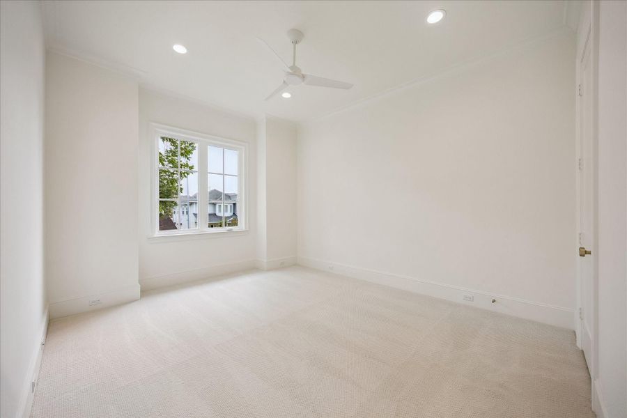 Upstairs secondary bedroom 2