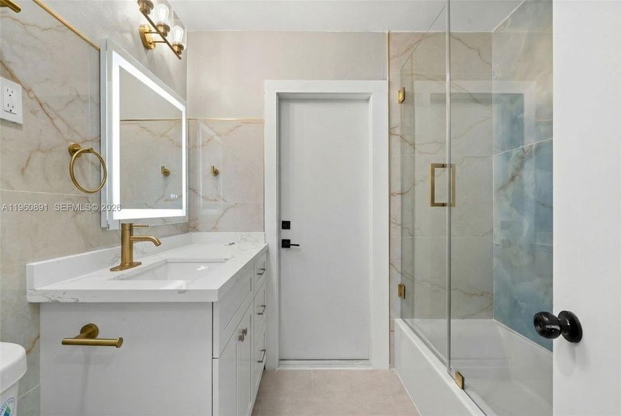 Furnished interior view inside a new home in , Cutler Bay (Image 4).