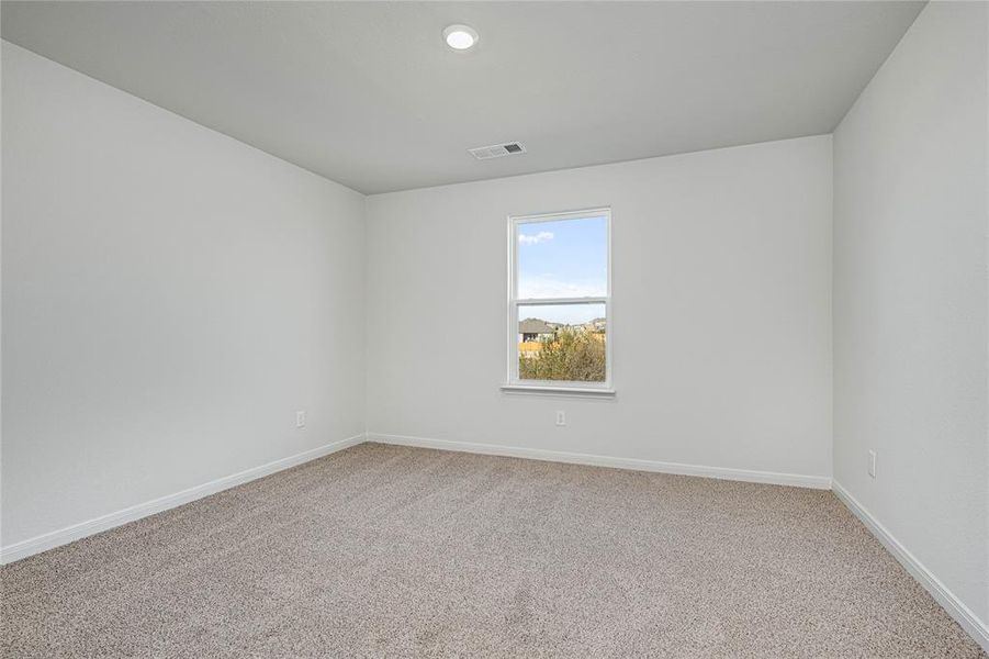 Spacious, unfurnished interior of a new home in Vista West, Fort Worth (Image 8).