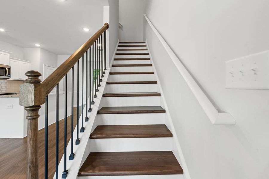 Spacious, unfurnished interior of a new home in , Lawrenceville (Image 29).