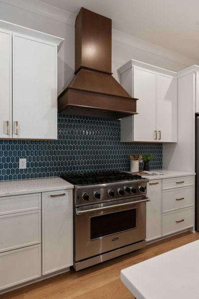 Close-up of interior finishes inside a home in , Isle Of Palms (Image 20). Close-up of interior finishes inside a home in , Isle Of Palms (Image 20).