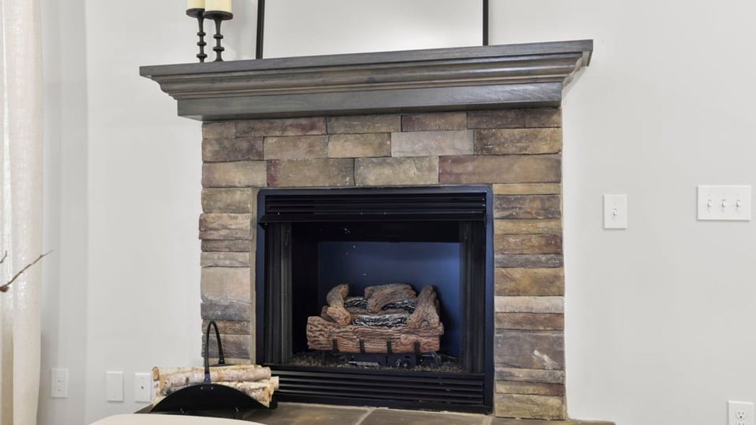 Representative interior finishes for a home built from the Pennington by D.R. Horton in Shadowood, Seneca (Image 20).