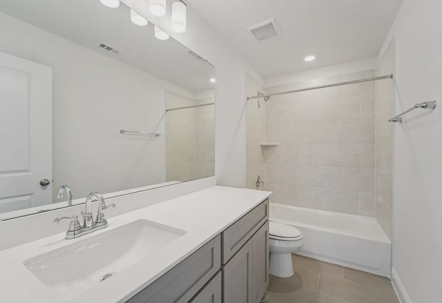 Plan 3049 bath 2 - 14 of 15 Plan 3049 bath 2 - 14 of 15