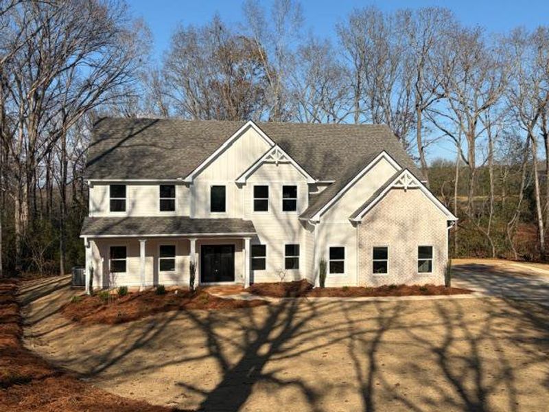 Image 7 of a home in Blackwelder Bluff.