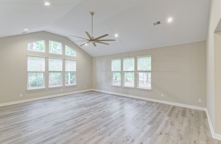 Spacious, unfurnished interior of a new home in , Lincolnville (Image 32). Spacious, unfurnished interior of a new home in , Lincolnville (Image 32).