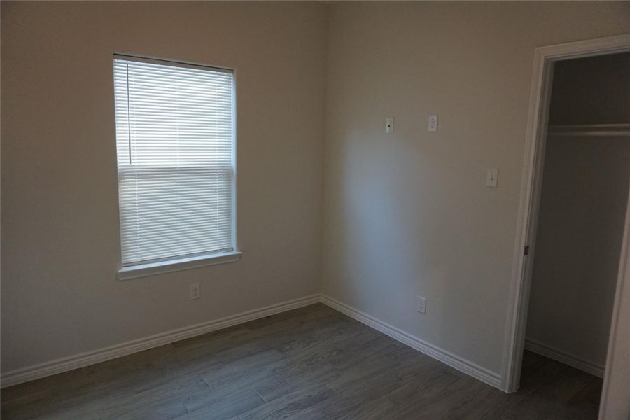 Spacious, unfurnished interior of a new home in , Willis (Image 14).