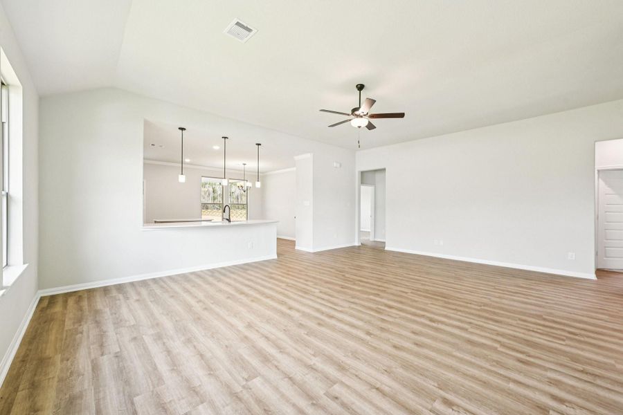 Spacious, unfurnished interior of a new home in Barton Place, Cleveland (Image 17).
