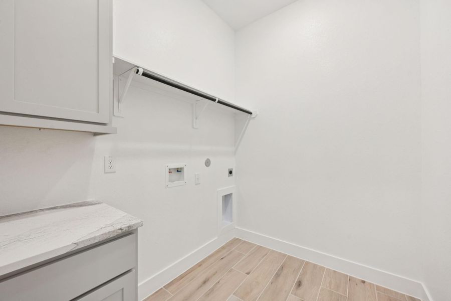 Image 45 of a home in Kresston. Image 45 of a home in Kresston.