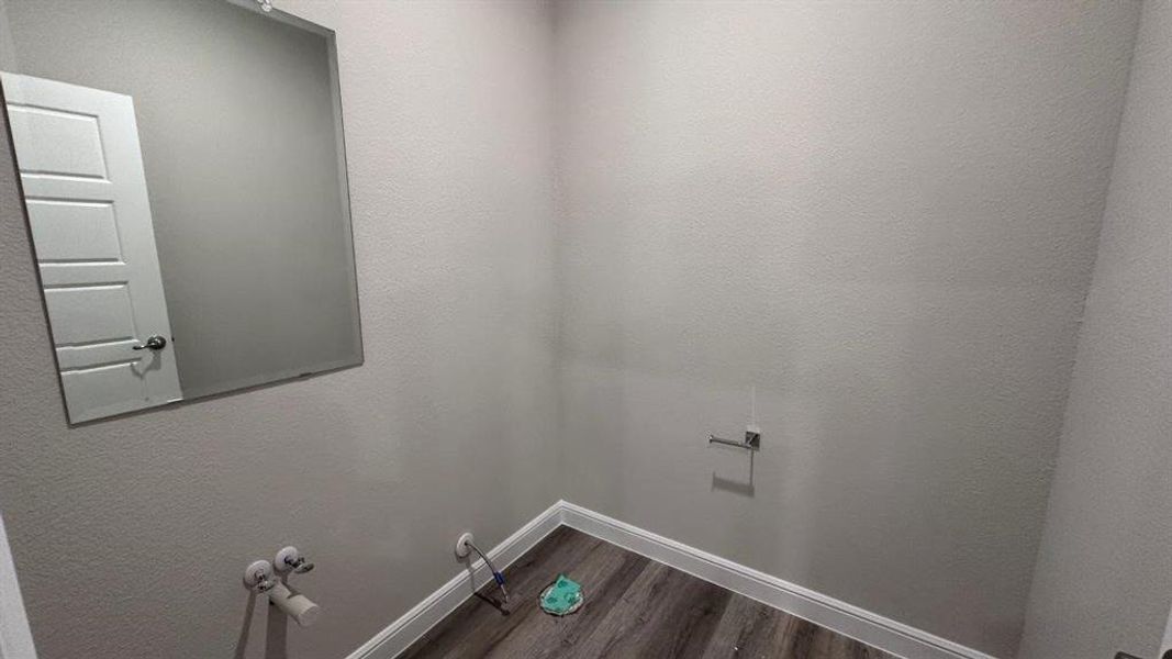 Spacious, unfurnished interior of a new home in Rock Creek West, Fort Worth (Image 17). Spacious, unfurnished interior of a new home in Rock Creek West, Fort Worth (Image 17).