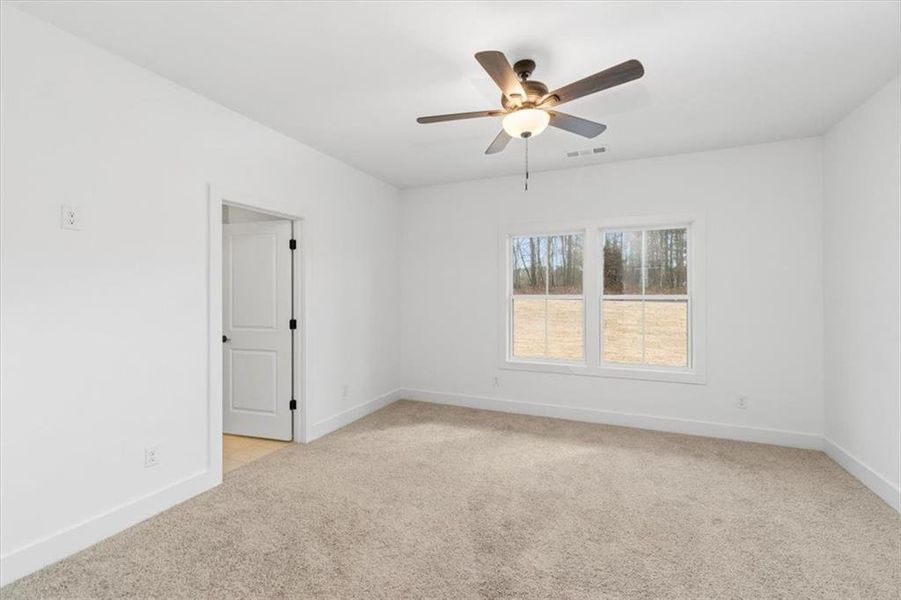 Spacious, unfurnished interior of a new home in , Monroe (Image 34).