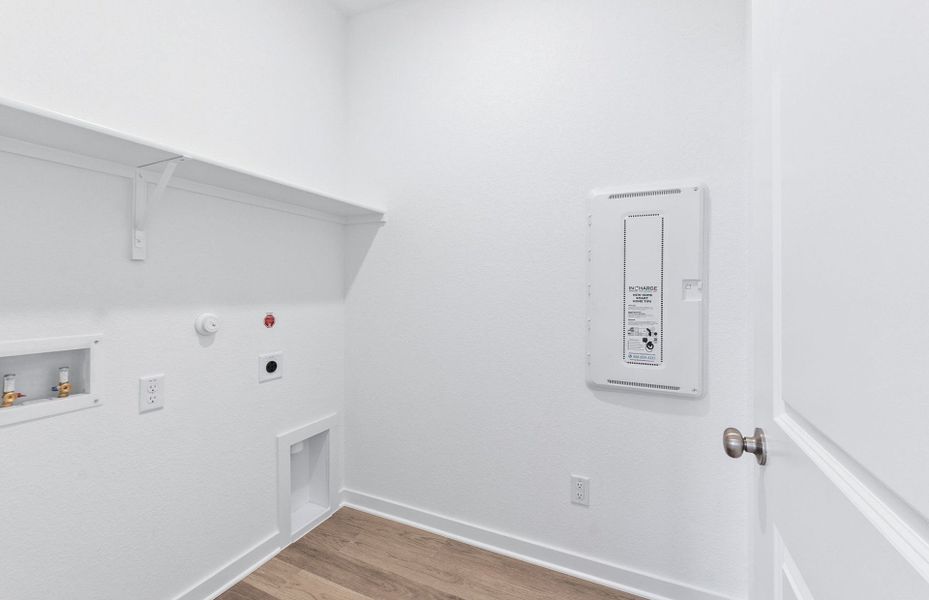 Spacious, unfurnished interior of a new home in Alto, San Marcos (Image 12).