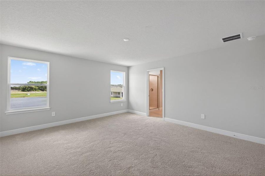 Spacious, unfurnished interior of a new home in Crosswind Ranch, Parrish (Image 20).