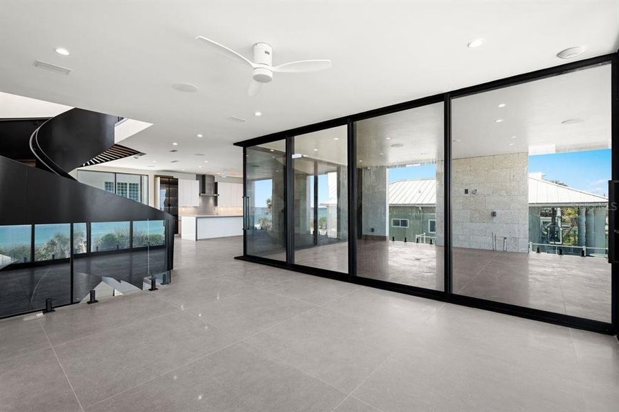 Spacious, unfurnished interior of a new home in , New Smyrna Beach (Image 63).