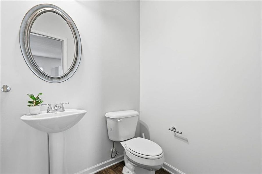 Furnished interior view inside a new home in , Calhoun (Image 14).