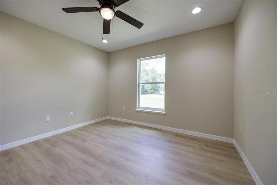 Spacious, unfurnished interior of a new home in , Williston (Image 32).