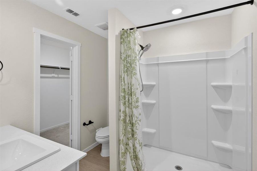 Furnished interior view inside a new home in Creekview, Pilot Point (Image 11).