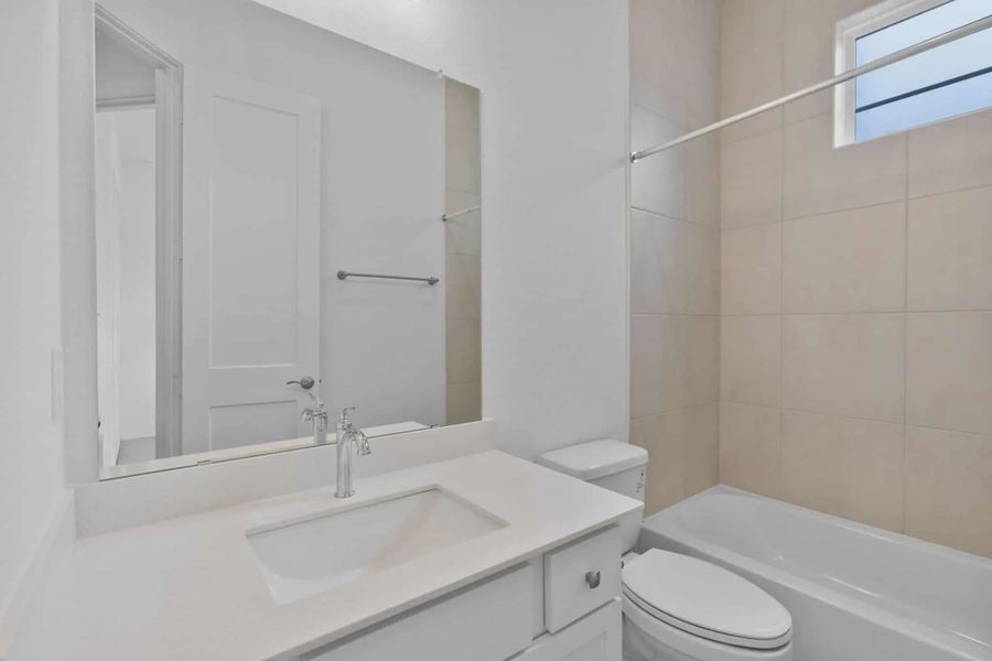 Furnished interior view inside a new home in Attwater 65's, Waller (Image 6).