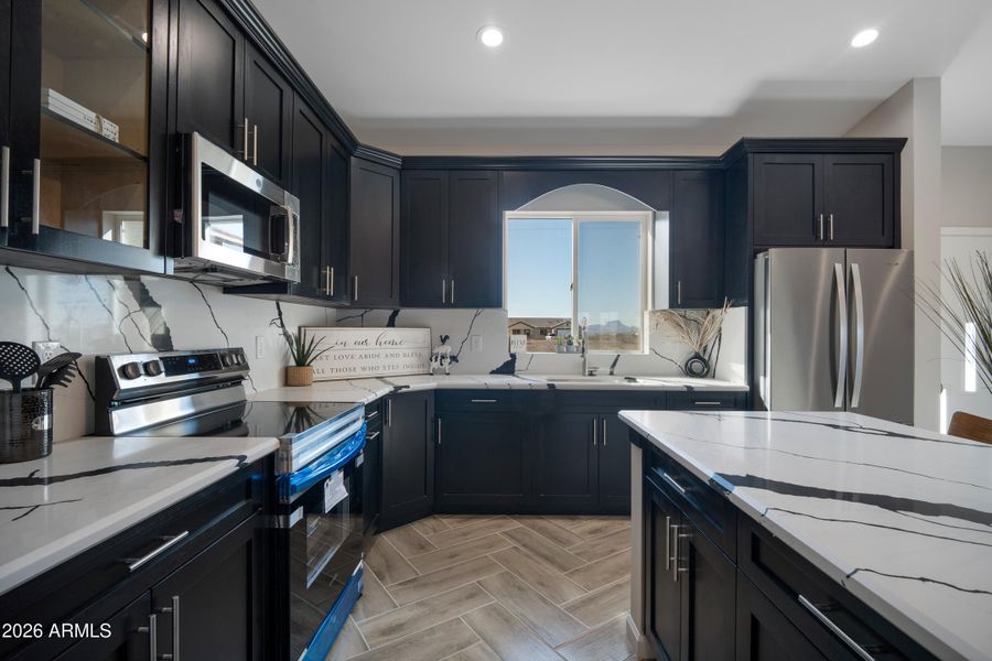 35684 W Chipman Rd ( Yellow House Pt3)-6