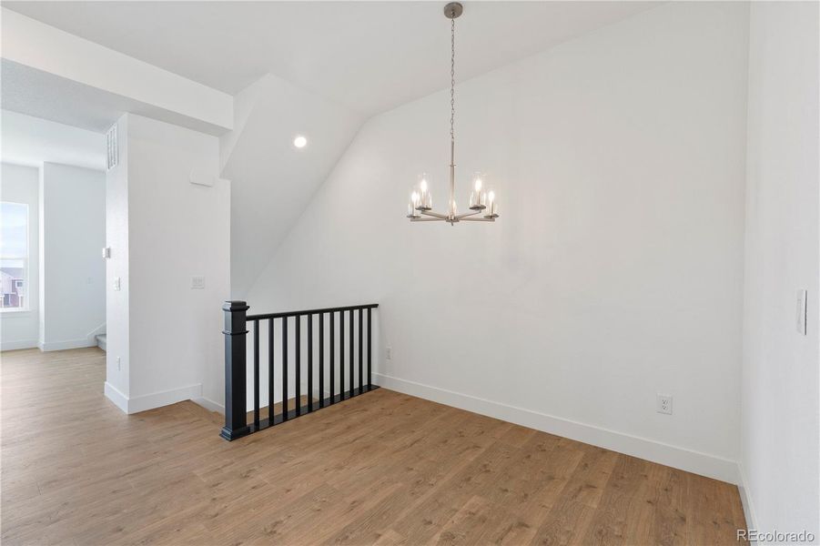 Spacious, unfurnished interior of a new home in Dillon Pointe - Skyview, Broomfield (Image 8).