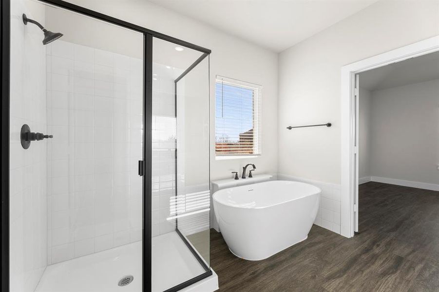 17. 701 Valley Pines - Bath (3) 17. 701 Valley Pines - Bath (3)