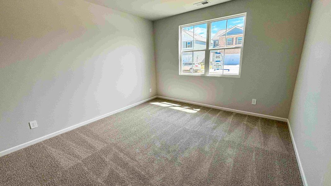 Spacious, unfurnished interior of a new home in Reserve at Hickory Ridge, Columbia (Image 15).