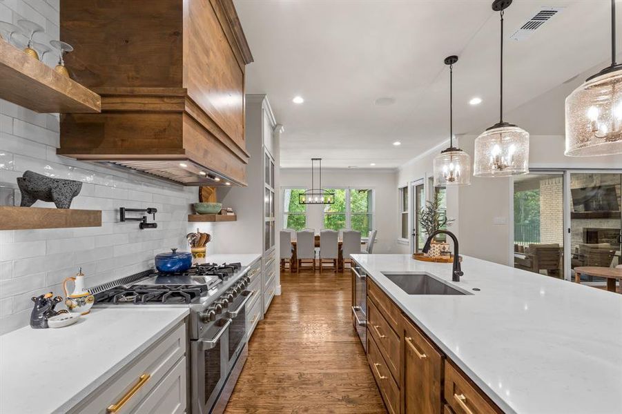 Furnished interior view inside a new home in , Van Alstyne (Image 26). Furnished interior view inside a new home in , Van Alstyne (Image 26).