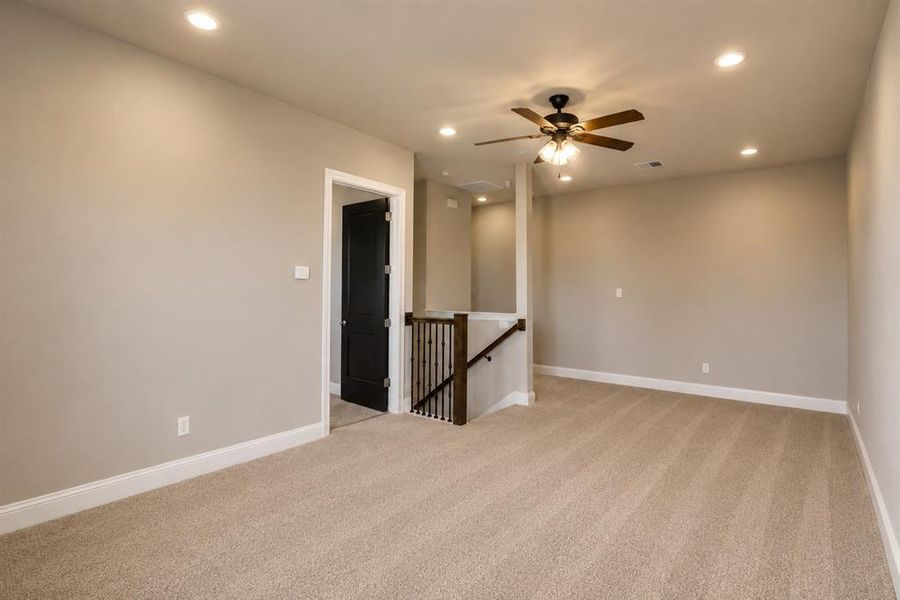 Spacious, unfurnished interior of a new home in Parkland, Fort Worth (Image 16). Spacious, unfurnished interior of a new home in Parkland, Fort Worth (Image 16).
