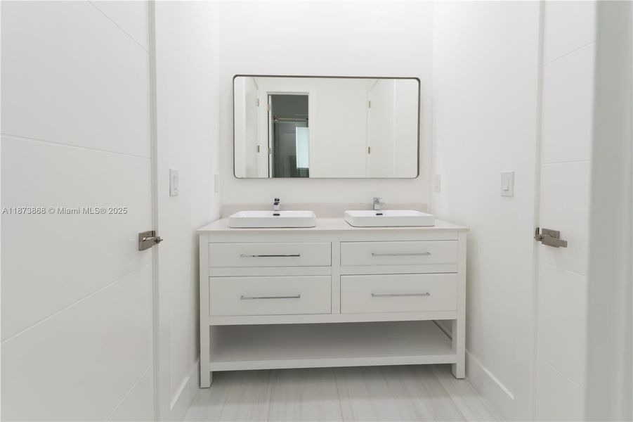 Furnished interior view inside a new home in , Homestead (Image 9).