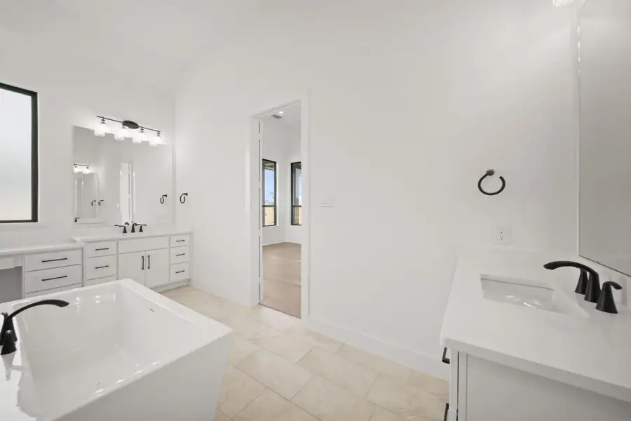 Furnished interior view inside a new home in Sienna, Missouri City (Image 8). Furnished interior view inside a new home in Sienna, Missouri City (Image 8).