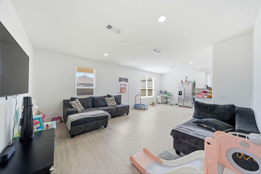 Furnished interior view inside a new home in Windrow, Hockley (Image 22).